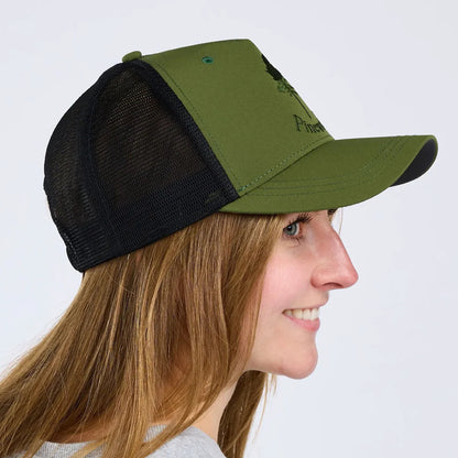 Gorra de Malla Deportiva Pinewood® Finnveden – Estilo Camionero con Cierre Ajustable
