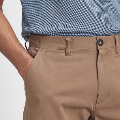 Pantalón elástico de corte cómodo y ajustado Sandstone Barbour