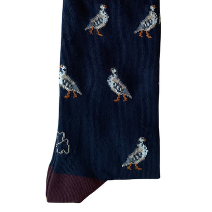Calcetín Media Caña Hombre Kiff-Kiff – Estampado Perdiz Fondo Azul | Fabricado en España