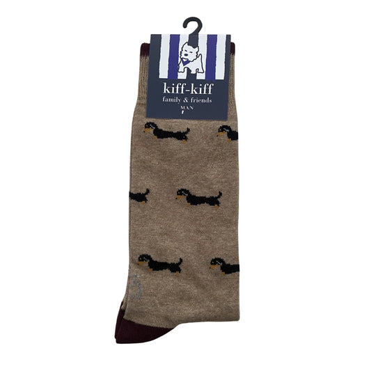 Calcetín Media Caña Hombre Kiff-Kiff – Estampado Teckel Fondo Beige | Fabricado en España