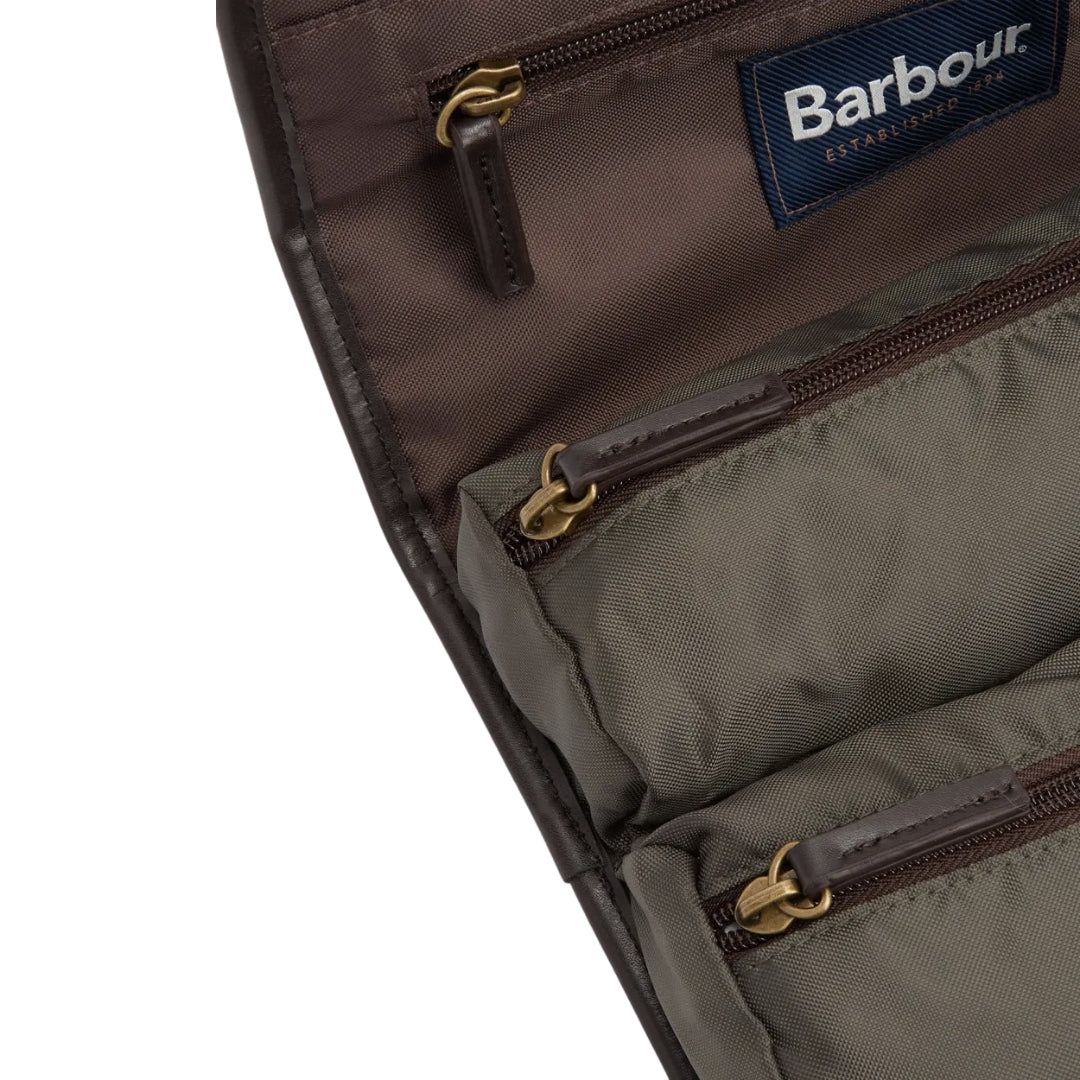 Neceser colgante encerado Barbour