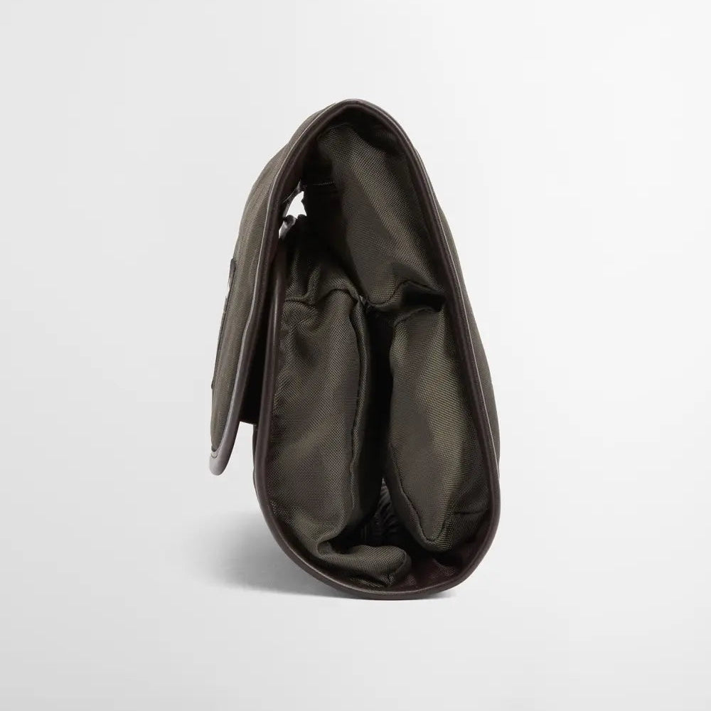 Neceser colgante encerado Barbour